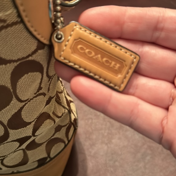 Coach signature purse with leather / GREAT condition - Picture 12 of 16